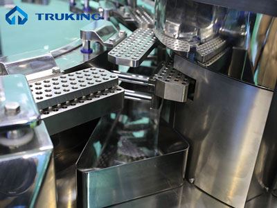 ماكينة تعبئة آلية للكبسولات الدوائية الصلبة، فئة NJP NJP5200